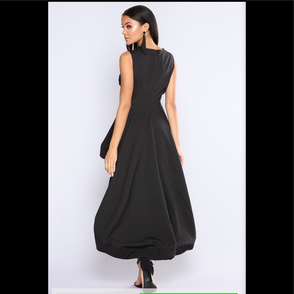 Fashion Nova Black High Low Ruffle Top - Picture 4 of 8